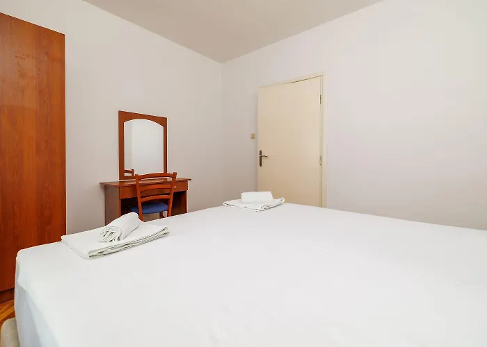 Apartment Romantisches Nur 300 Meter Zum Mit Parkplatz Und Grill